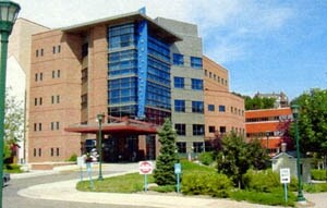 347 Smith Ave N, Saint Paul, MN à louer - Photo de l’immeuble – Image 2 sur 2