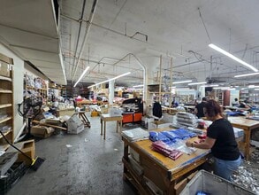 59-00 Decatur St, Ridgewood, NY à louer Photo intérieure– Image 1 sur 4