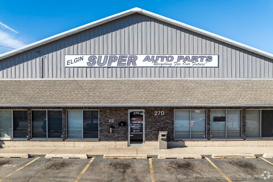 270 Willard Ave, Elgin, IL à vendre - Photo de l’immeuble – Image 3 sur 6