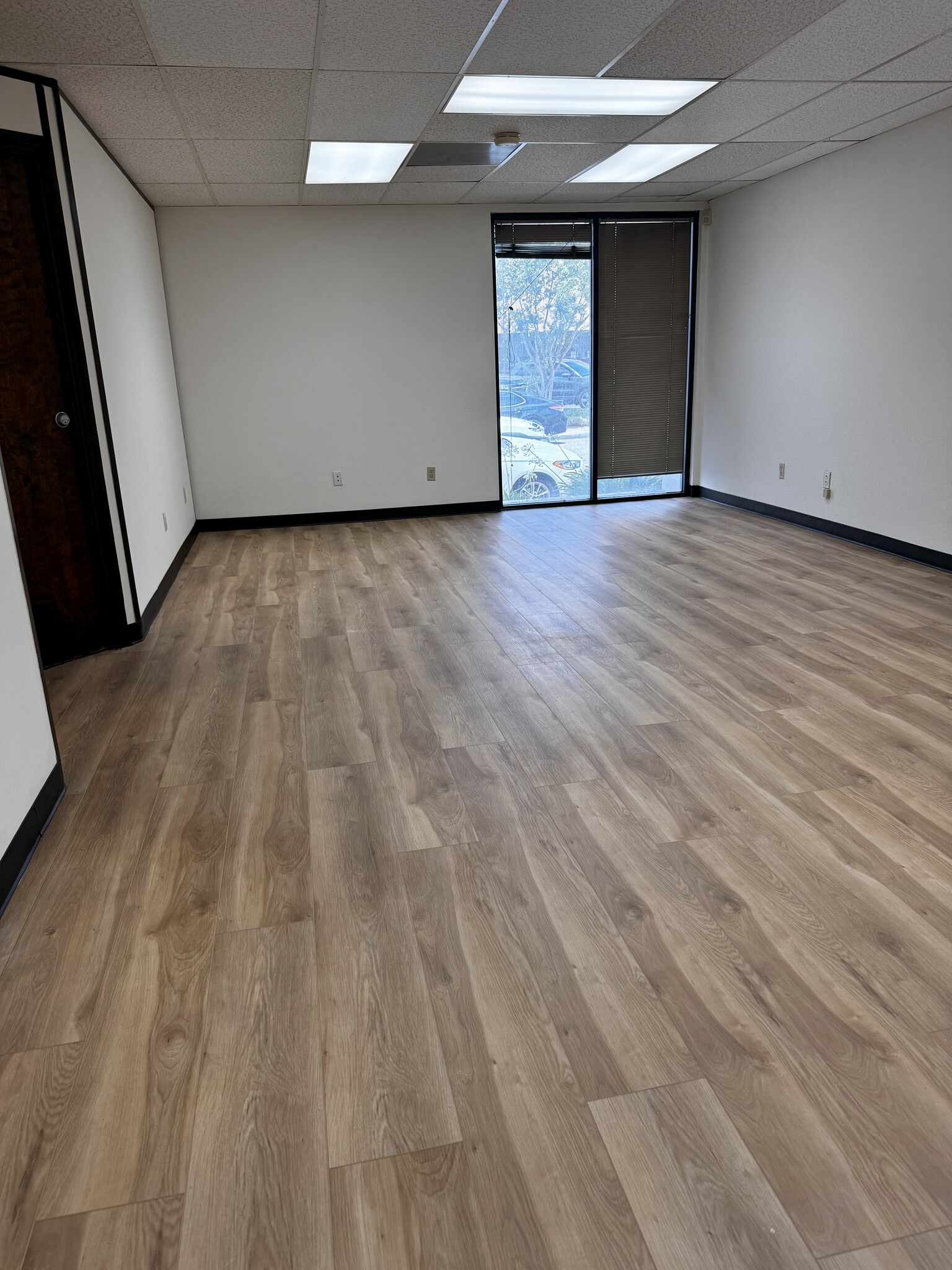 435 W Orange Show Ln, San Bernardino, CA à louer Photo de l’immeuble– Image 1 sur 5