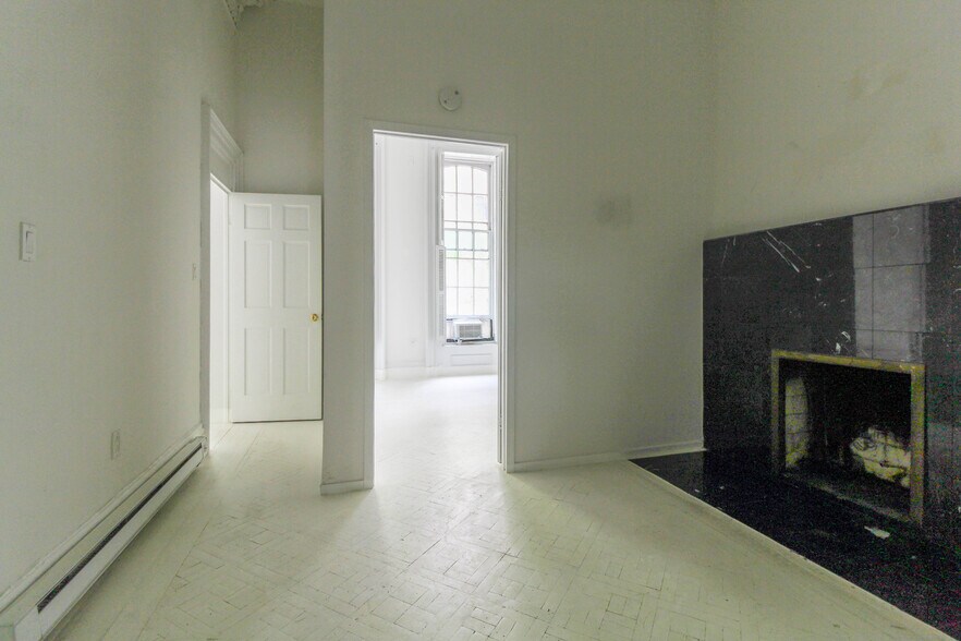114 E 37th St, New York, NY à vendre - Photo intérieure – Image 2 sur 28