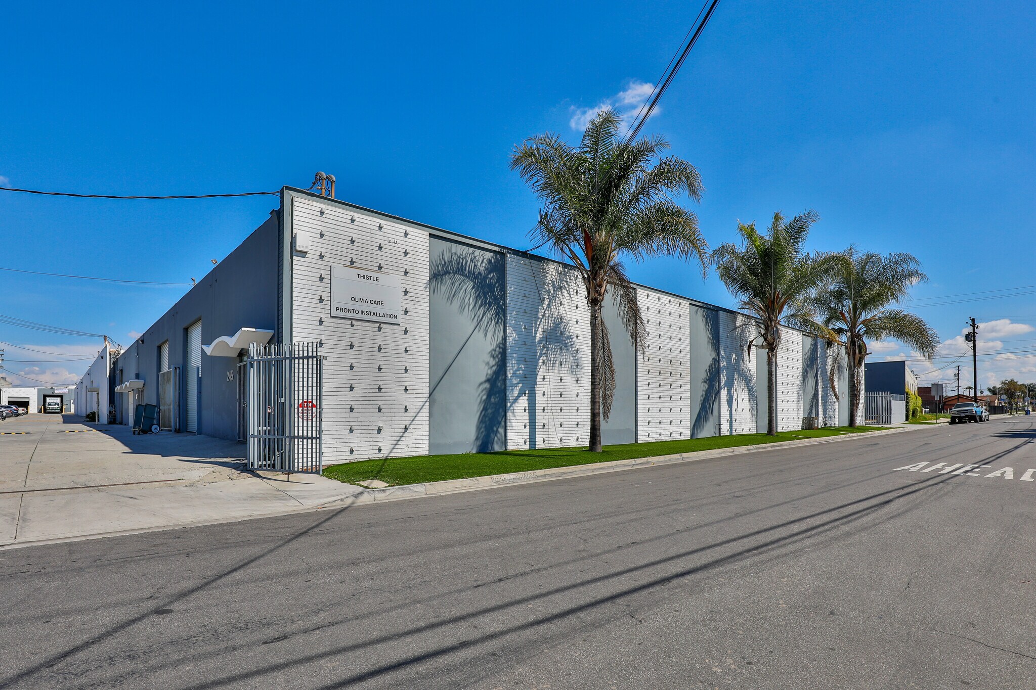 249 E 157th St, Gardena, CA à louer Photo principale– Image 1 sur 22