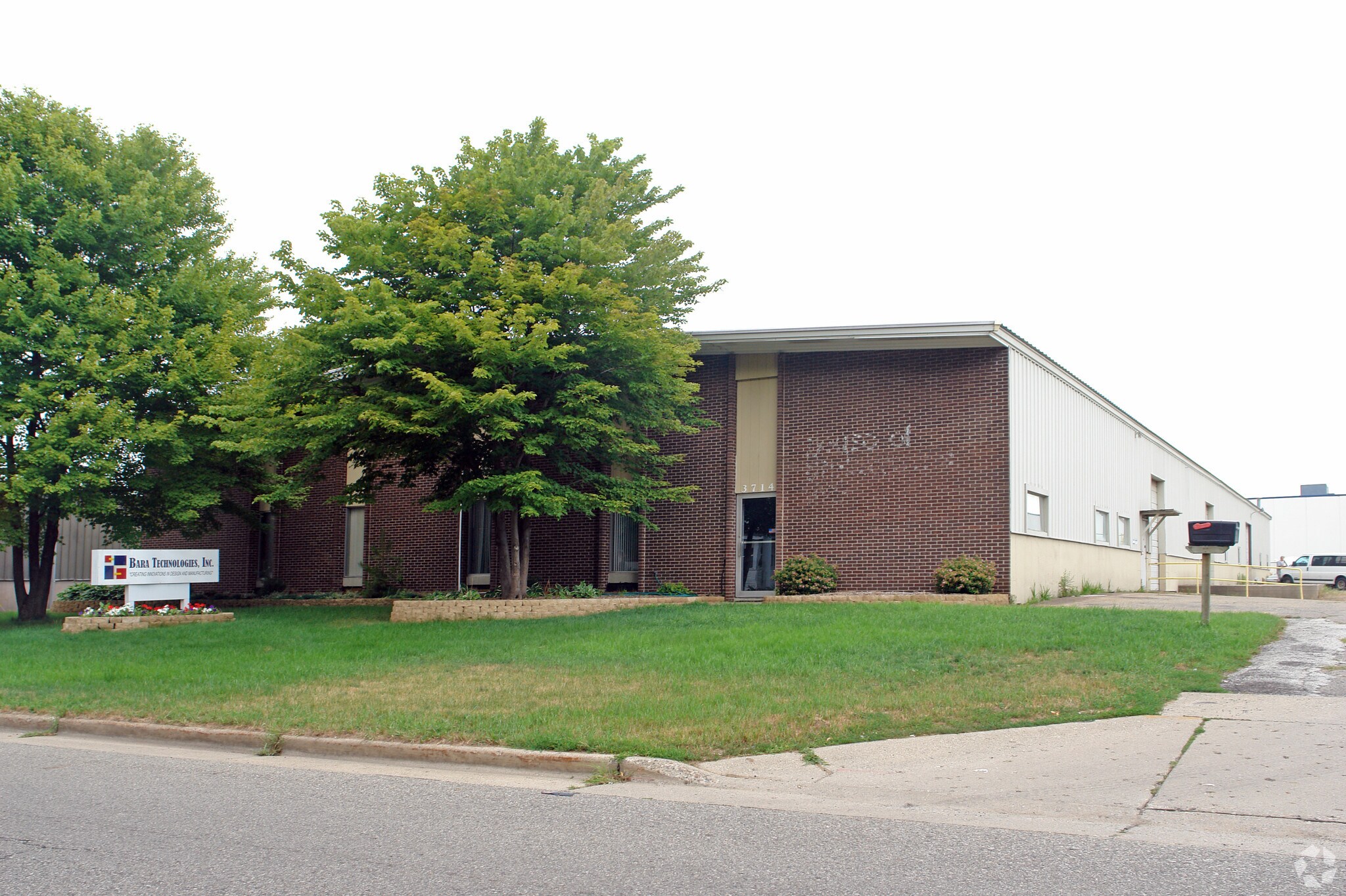 3714 Jefferson Ave SE, Wyoming, MI à louer Photo principale– Image 1 sur 8