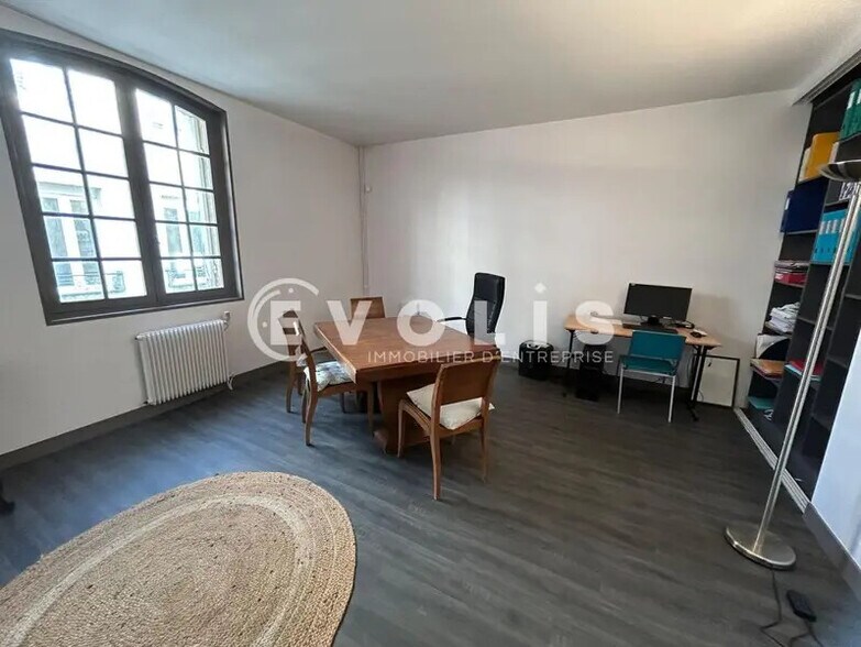 Bureau dans Bordeaux à vendre - Photo de l’immeuble – Image 2 sur 6