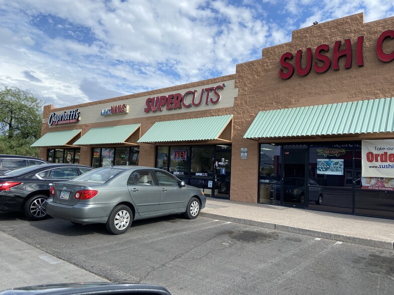 1800-1880 E Broadway Blvd, Tucson, AZ à louer - Photo de l’immeuble – Image 3 sur 7
