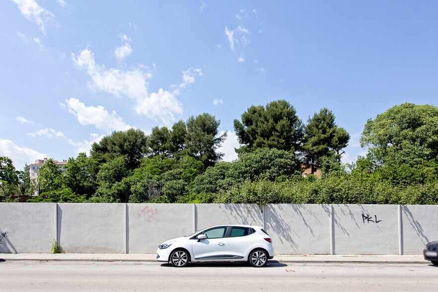 Immeuble residentiel dans Terrassa, Barcelona à vendre - Photo de l’immeuble – Image 2 sur 8