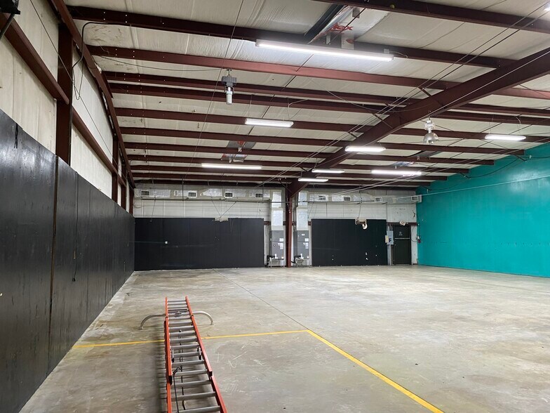 735 Industry Rd, Longwood, FL à louer - Photo intérieure – Image 3 sur 7