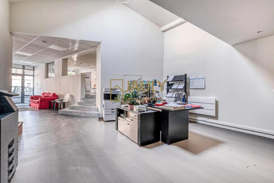 Bureau dans Mareuil-lès-Meaux à vendre - Photo intérieure – Image 1 sur 19