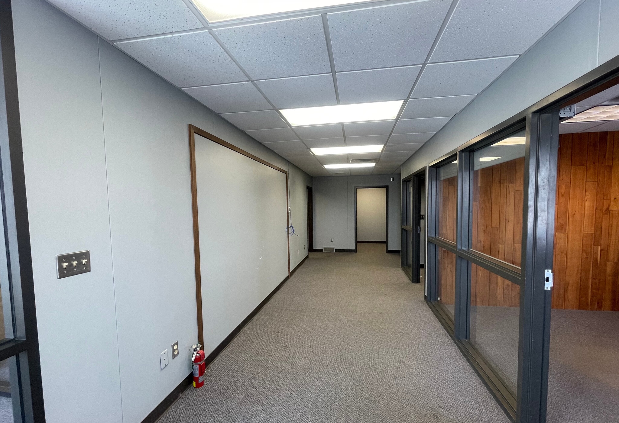 3905 S Western Ave, Sioux Falls, SD à louer Photo de l’immeuble– Image 1 sur 5