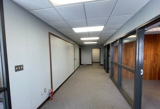 3905 S Western Ave, Sioux Falls, SD à louer Photo de l’immeuble– Image 1 sur 5