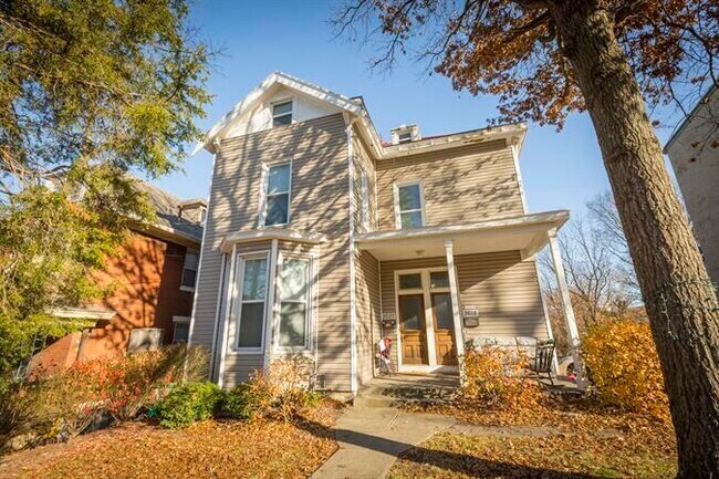2618 Eden Ave, Cincinnati, OH à vendre - Photo principale – Image 1 sur 1