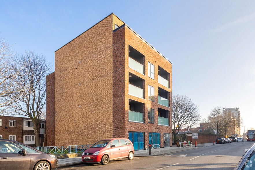48-54 Leytonstone Rd, Londres à vendre - Photo de l’immeuble – Image 2 sur 7