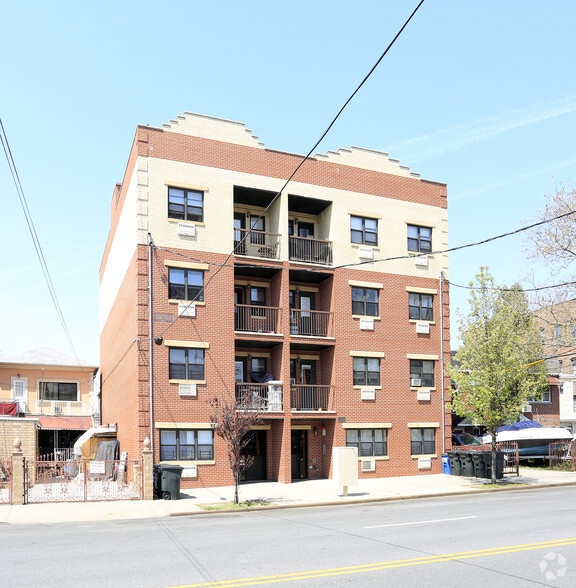 2543-2545 Bronxwood Ave & 3144 Hull Ave portefeuille de 2 biens à vendre sur LoopNet.fr - Photo principale – Image 2 sur 3