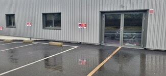 Plus de détails pour Local d'activités à louer