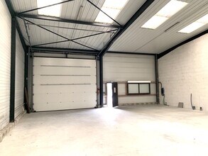 Local d’activités dans Vannes à louer Photo intérieure– Image 2 sur 2