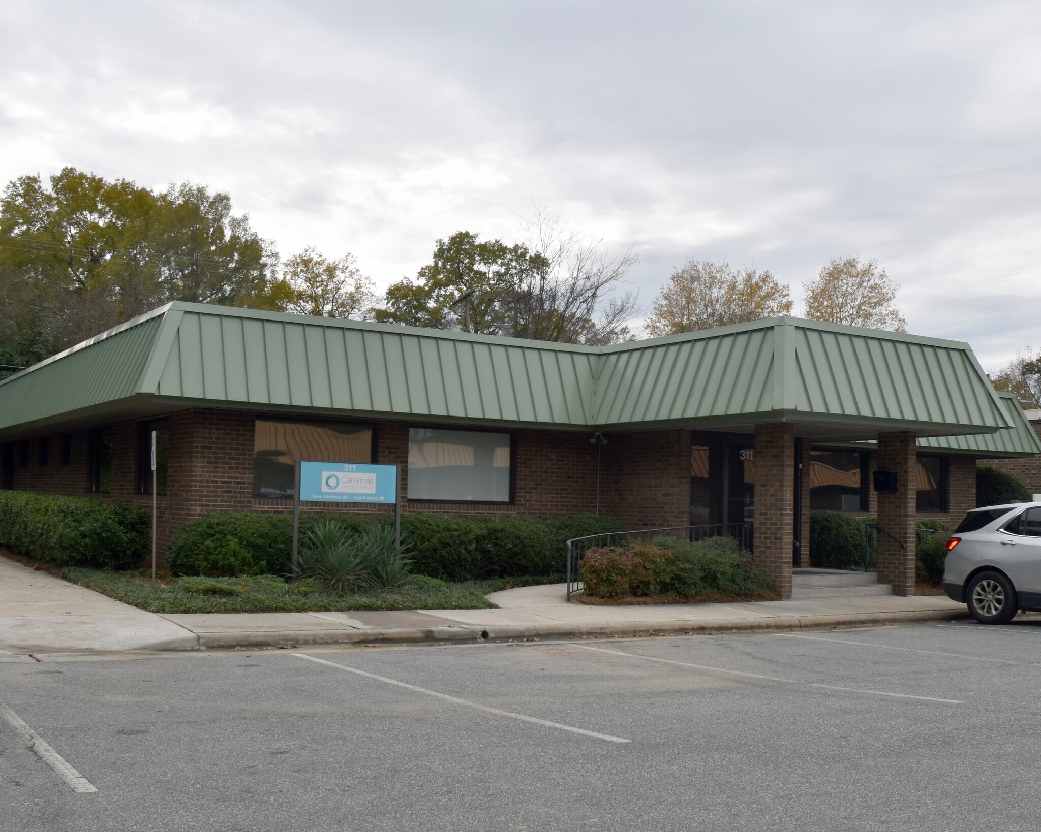 311 W Wendover Ave, Greensboro, NC à vendre Photo principale– Image 1 sur 20