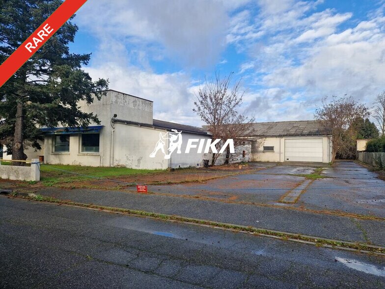 Local d'activités dans Colomiers à vendre - Photo de l’immeuble – Image 1 sur 8