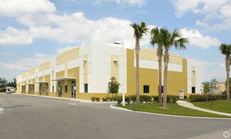 Plus de détails pour 1669 SE South Niemeyer Cir, Port Saint Lucie, FL - Industriel/Logistique à louer