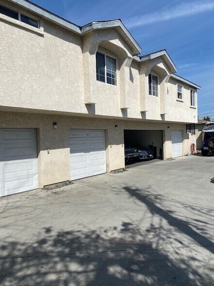 6633 1/4 Pine Ave, Bell, CA à vendre - Photo de l’immeuble – Image 2 sur 8