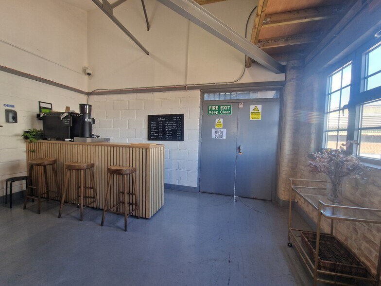 15 Argall Ave, Londres à louer - Photo de l’immeuble – Image 3 sur 14
