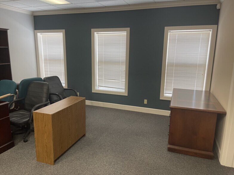 1309 Briarville Rd, Madison, TN à louer - Photo intérieure – Image 2 sur 18