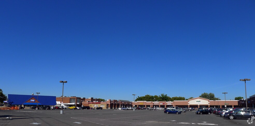 2181 Ralph Ave, Brooklyn, NY à louer - Photo de l’immeuble – Image 2 sur 3