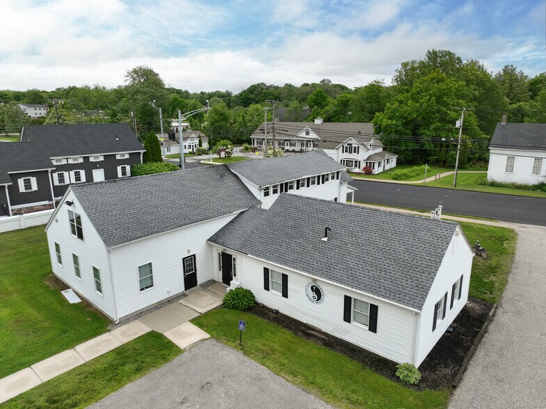 27 Main St, Hebron, CT à vendre - Photo de l’immeuble – Image 3 sur 4