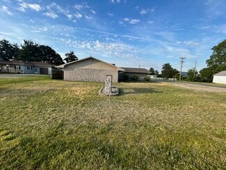 Plus de détails pour 2015 E State Road 32, Winchester, IN - Spécialisé à vendre