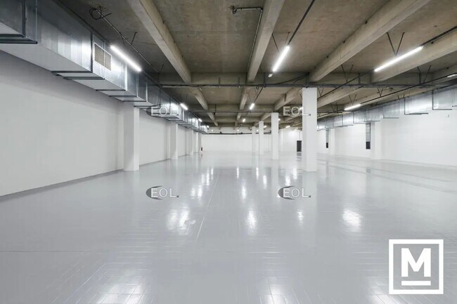 Plus de détails pour Industriel/Logistique à louer