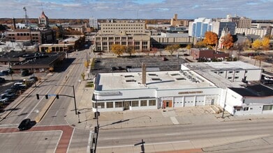 533 E Walnut St, Green Bay, WI - VUE AÉRIENNE  vue de carte - Image1