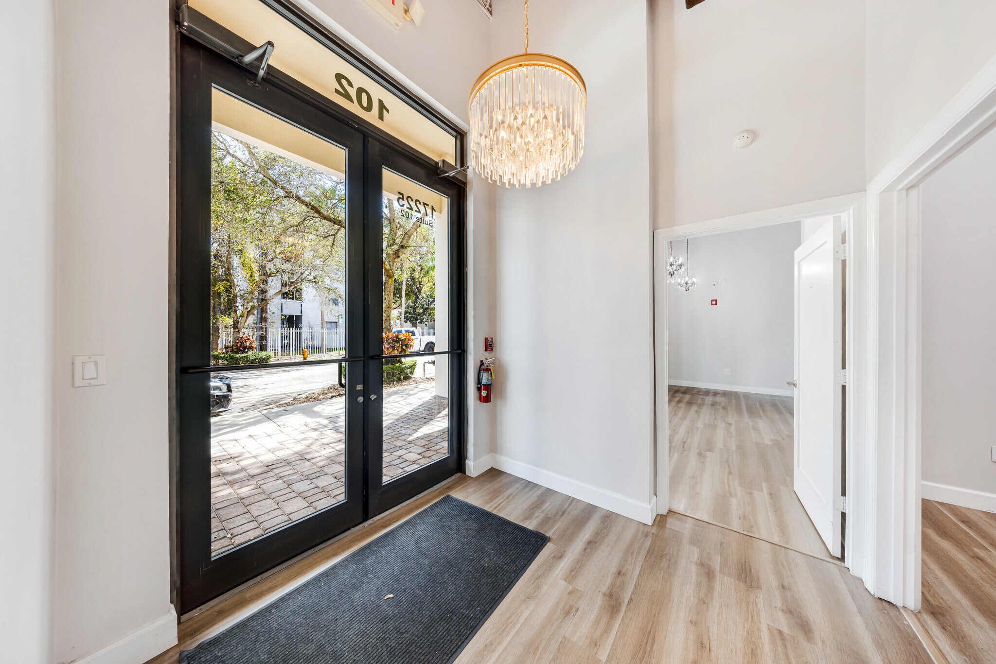 17225 S Dixie Hwy, Palmetto Bay, FL à louer Photo principale– Image 1 sur 27