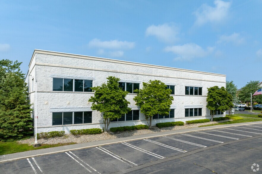 2231 Landmark Pl, Manasquan, NJ à vendre - Photo de l’immeuble – Image 3 sur 34