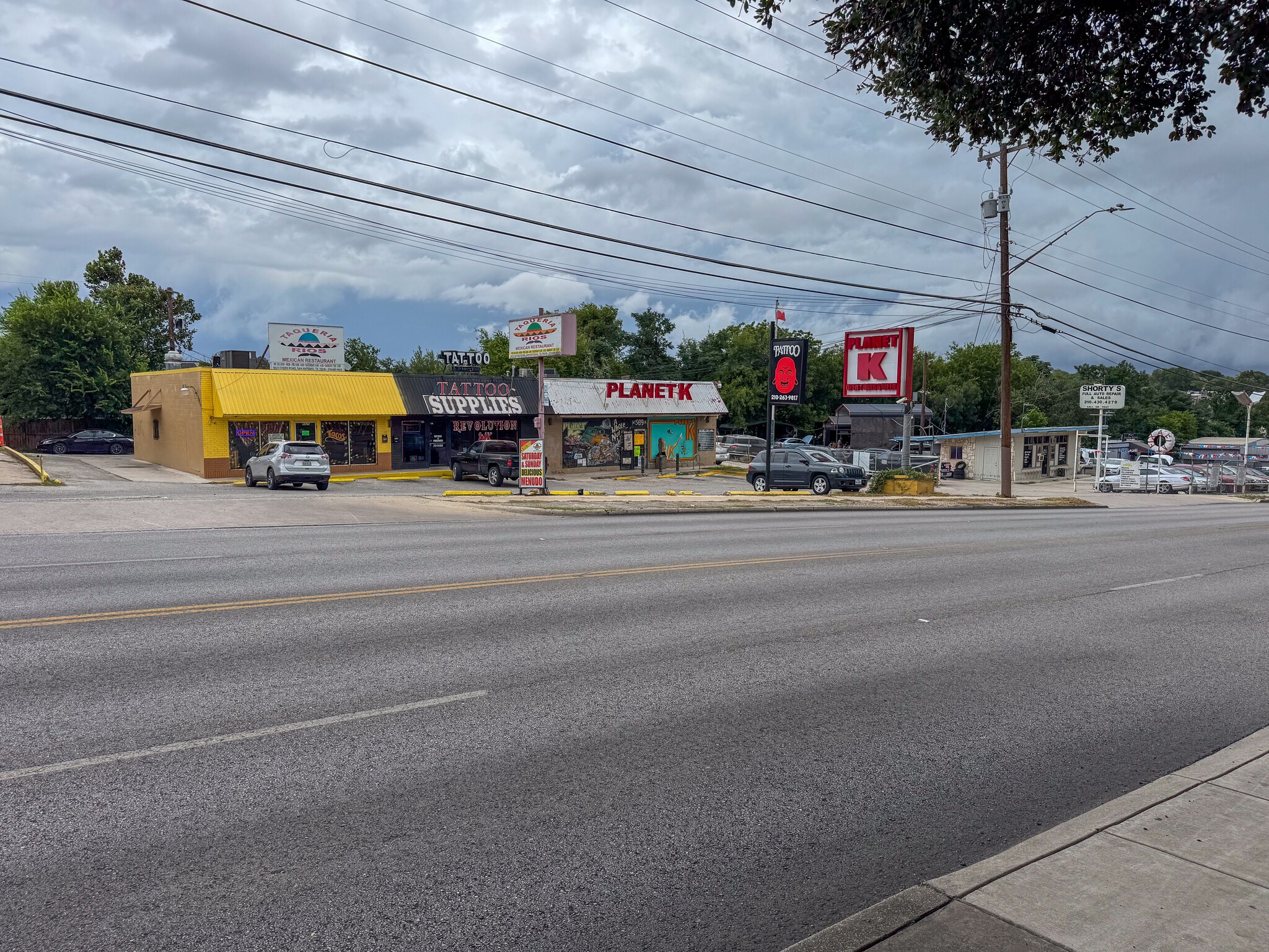 5619-5625 Evers Rd, San Antonio, TX à vendre Photo de l’immeuble– Image 1 sur 5