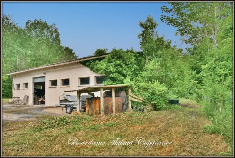 Industriel/Logistique dans Chalo-Saint-Mars à vendre - Photo de l’immeuble – Image 1 sur 4
