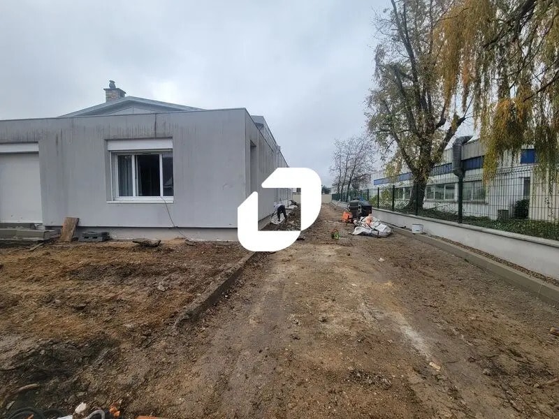 22 Avenue Ferdinand De Lesseps, Morangis à louer Photo de l’immeuble– Image 1 sur 15