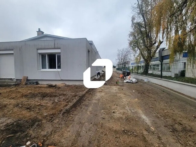 Plus de détails pour 22 Avenue Ferdinand De Lesseps, Morangis - Bureau, Local d'activités à louer