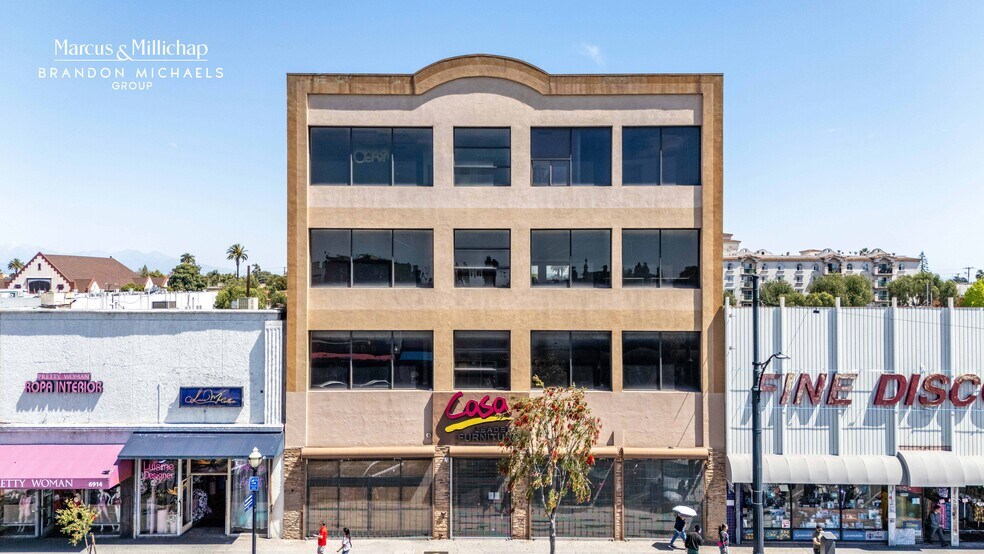 7000 Pacific Blvd, Huntington Park, CA à vendre - Photo de l’immeuble – Image 1 sur 28