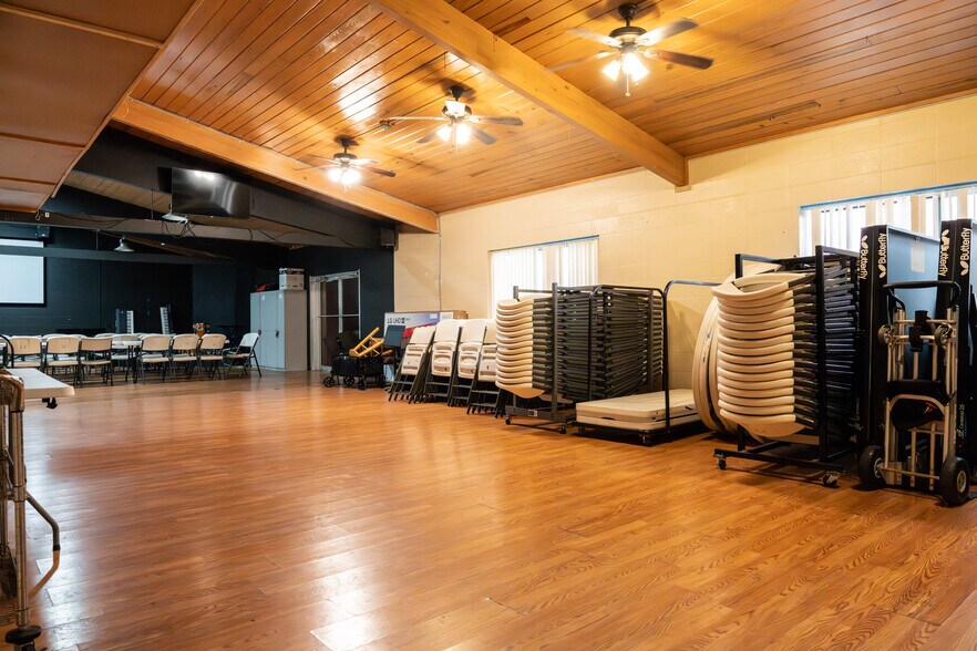 301 W Anderson Ln, Austin, TX à vendre - Photo de l’immeuble – Image 3 sur 14
