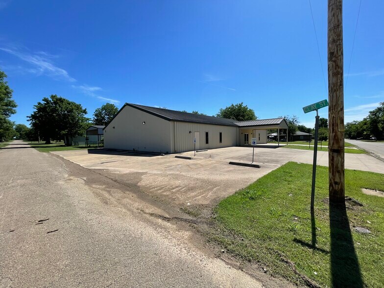 501-599 Paris ave, Soper, OK à vendre - Photo de l’immeuble – Image 3 sur 36