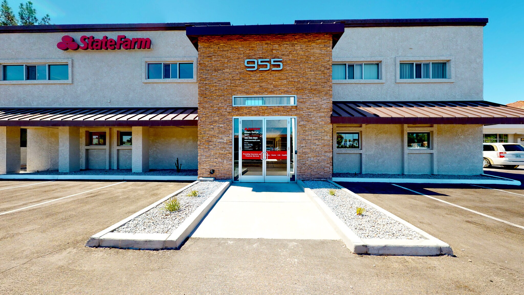 955 W Chandler Blvd, Chandler, AZ à louer Photo principale– Image 1 sur 9