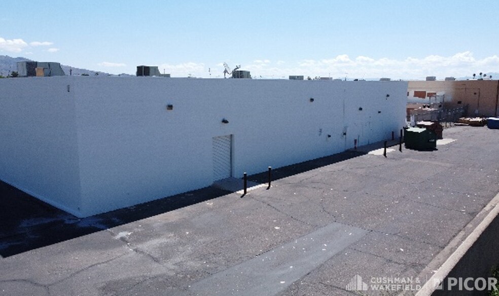 2430 S Harrison Rd, Tucson, AZ à louer - Photo de l’immeuble – Image 3 sur 4