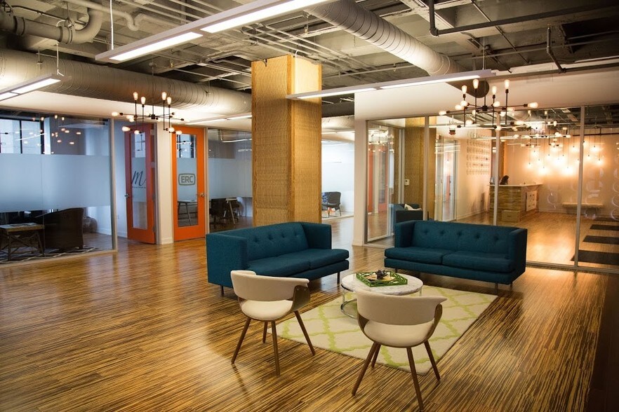 318 W Adams St, Chicago, IL à louer - Photo de l’immeuble – Image 3 sur 25