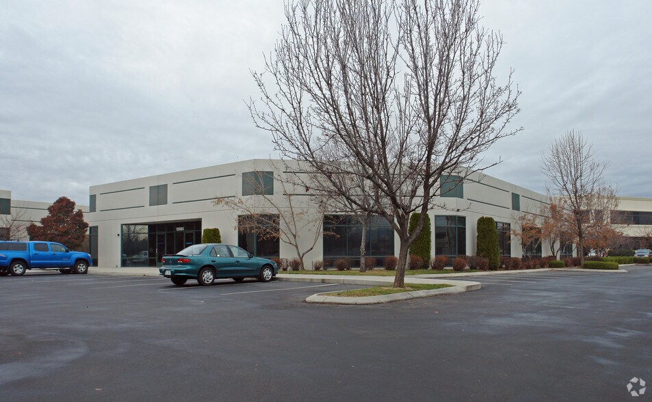 12585 W Explorer Dr, Boise, ID à vendre - Photo de l’immeuble – Image 2 sur 6