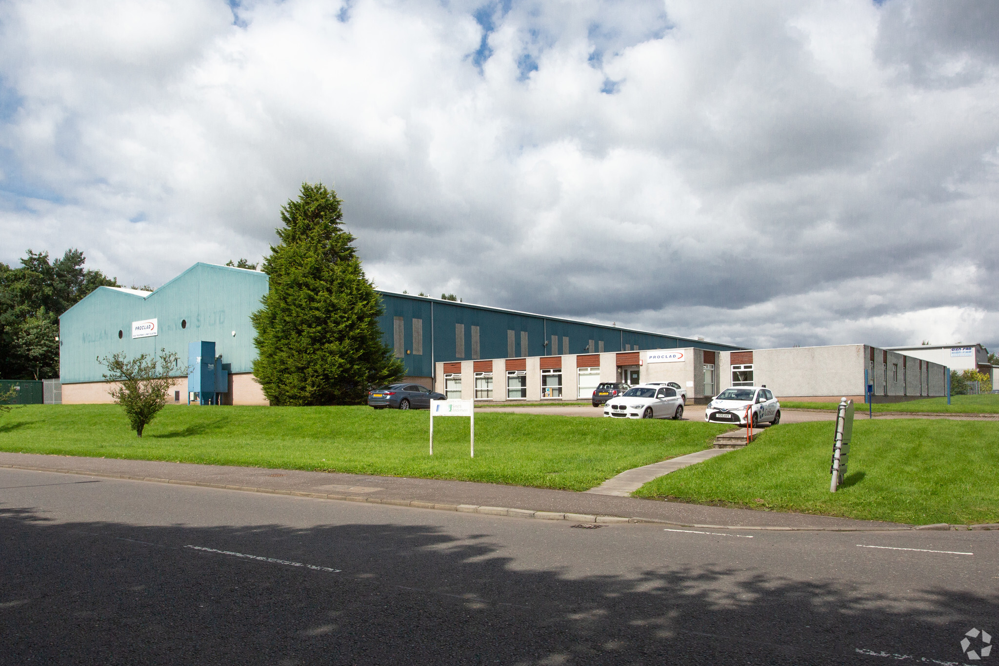 Viewfield, Glenrothes à vendre Photo principale– Image 1 sur 5