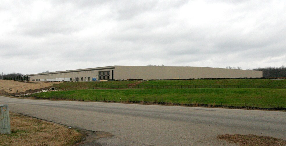 366 Stateline Rd E, Southaven, MS à louer - Photo de l’immeuble – Image 2 sur 13