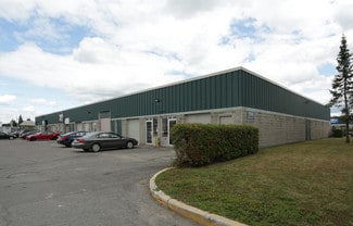 Plus de détails pour 2595 Blackwell St, Ottawa, ON - Industriel/Logistique à louer