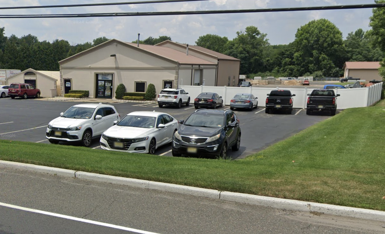 275 State Route 79 N, Morganville, NJ à louer Photo de l’immeuble– Image 1 sur 5