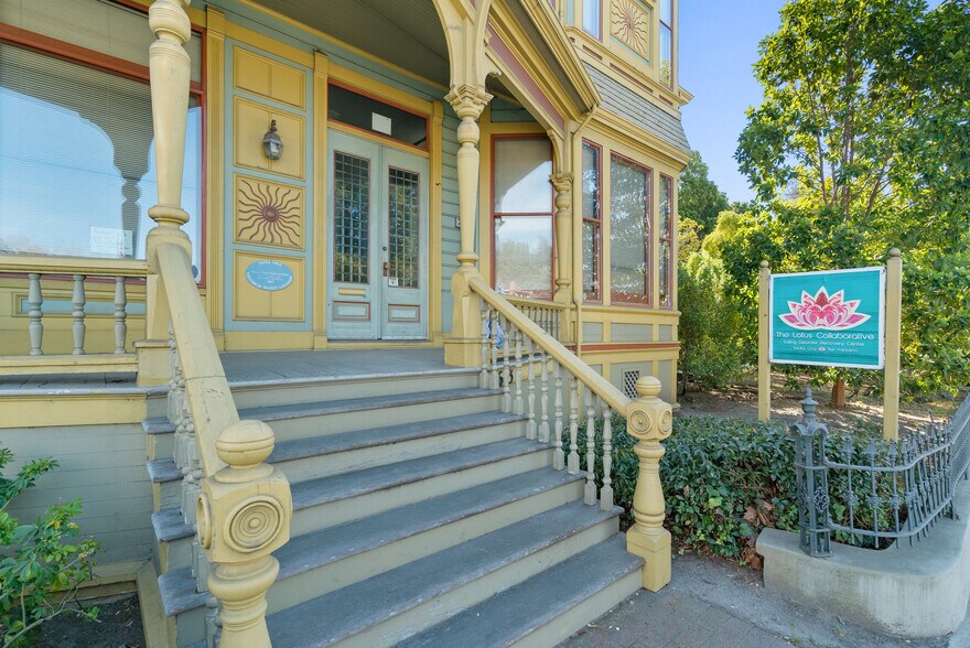603 Mission St, Santa Cruz, CA à vendre - Photo de l’immeuble – Image 2 sur 82