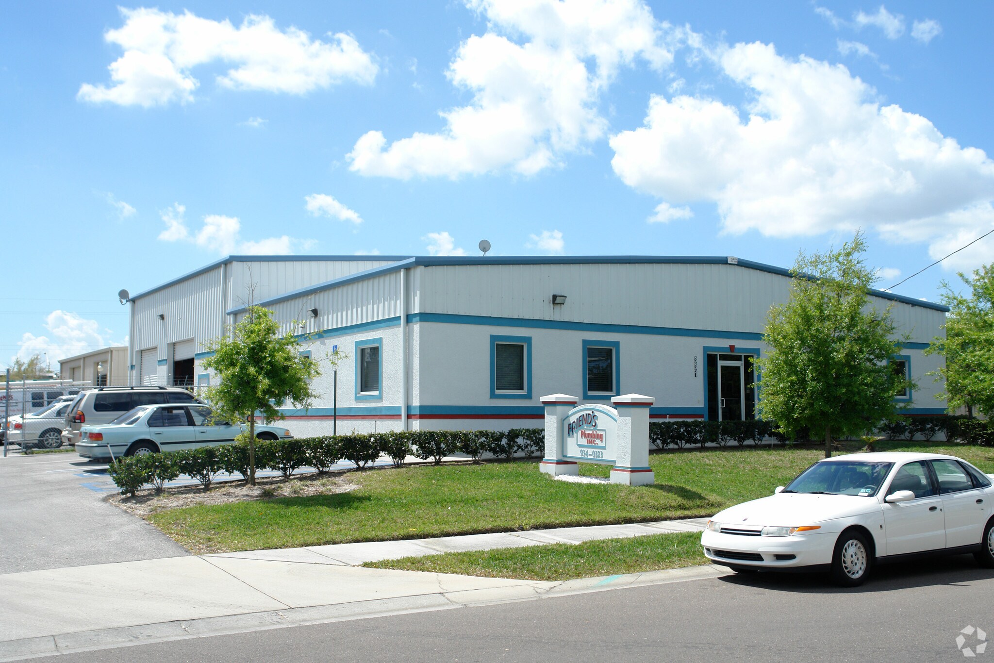331 Scarlet Blvd, Oldsmar, FL à louer Photo principale– Image 1 sur 4
