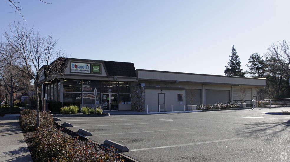 3483 Mt Diablo Blvd, Lafayette, CA à louer - Photo de l’immeuble – Image 2 sur 5